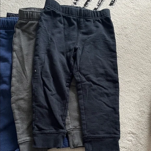 Bundle of 2T boys bottoms - Picture 3 of 7